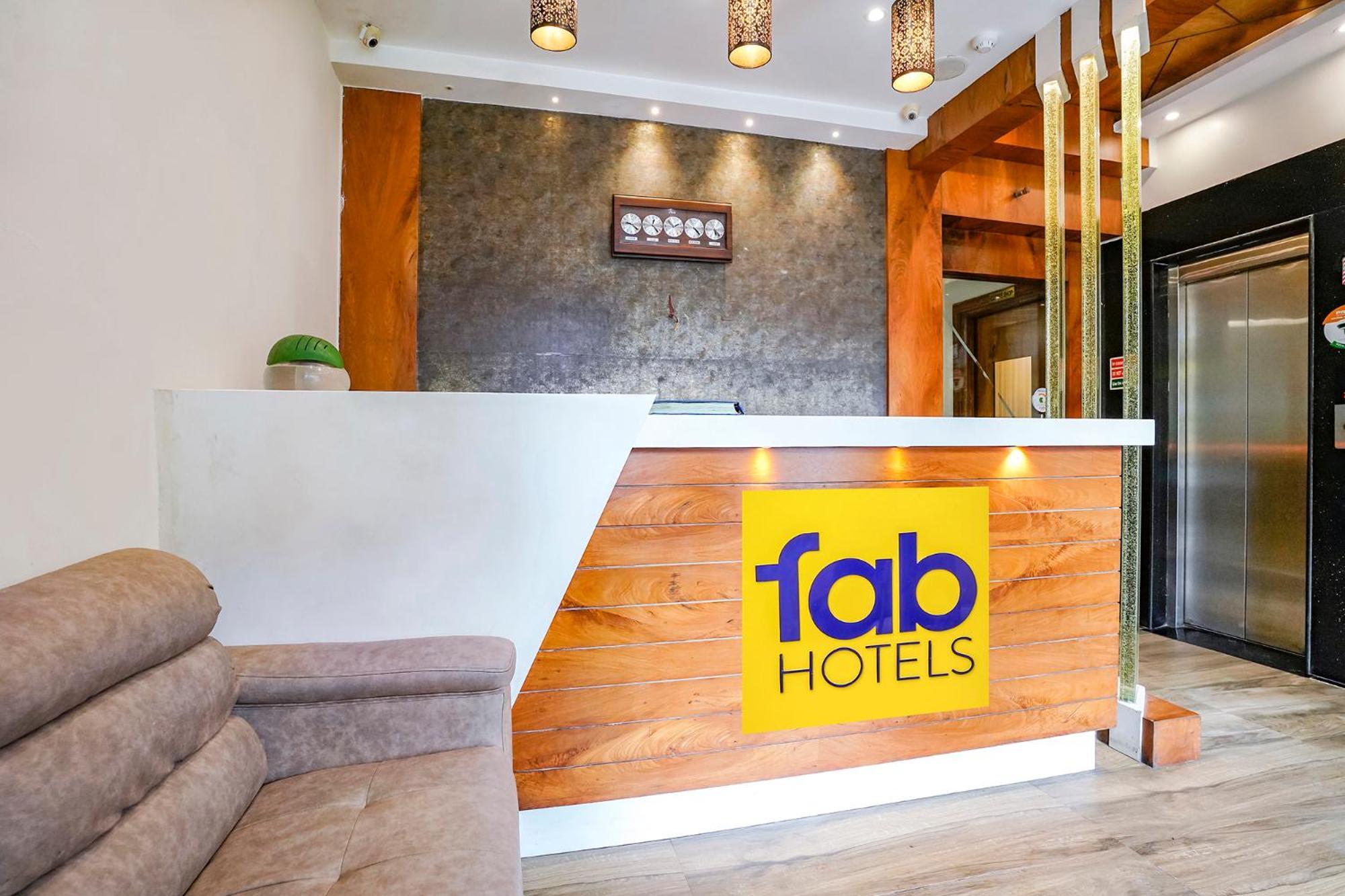 Fabhotel Amber Palace - Nr Fort & Csmt Station Bombaj Exteriér fotografie